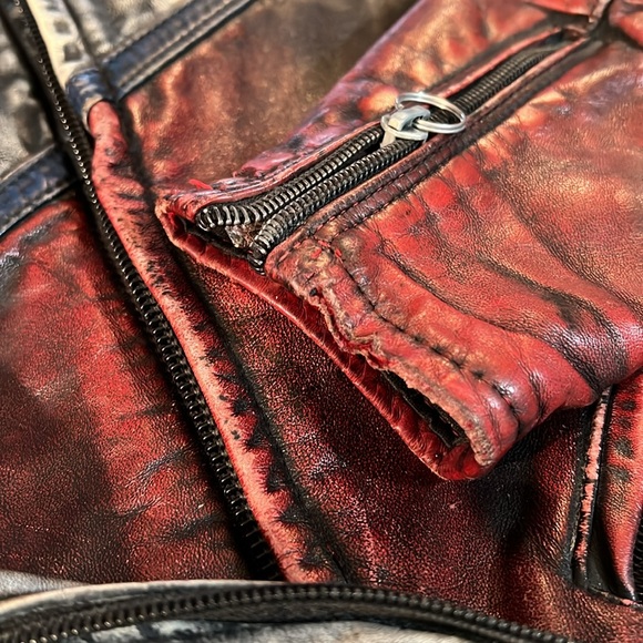 Vintage Taurus Genuine Leather Biker Jacket - Picture 14 of 15